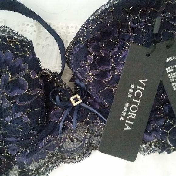 Royal blue Moonbase lacy push-up bra sz 32B NWT - Picture 1 of 4
